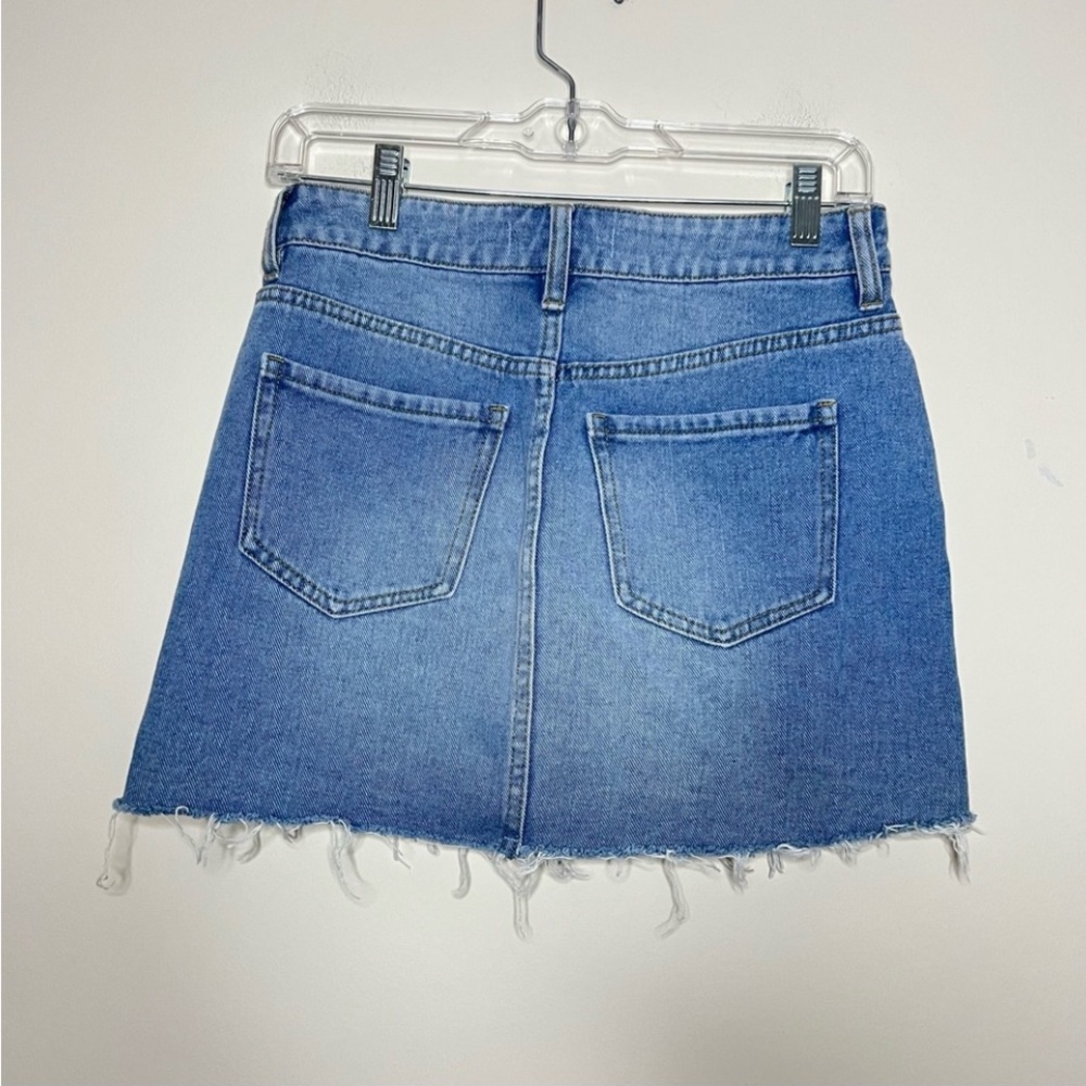 PacSun Blue denim embroidered skirt - Picture 4 of 5
